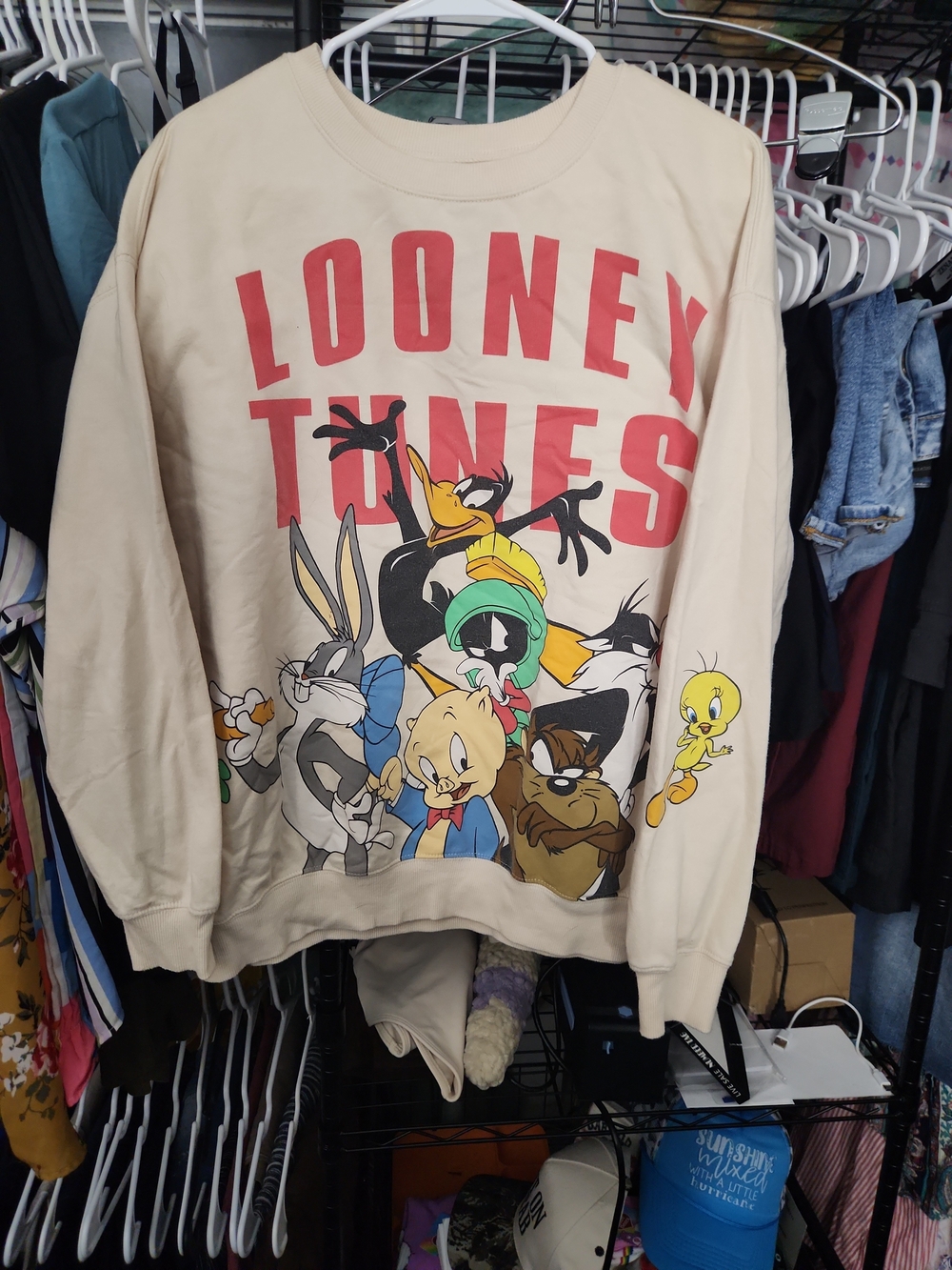 Looney Tunes Graphic Crewneck Sweatshirt Cream Size LARGE